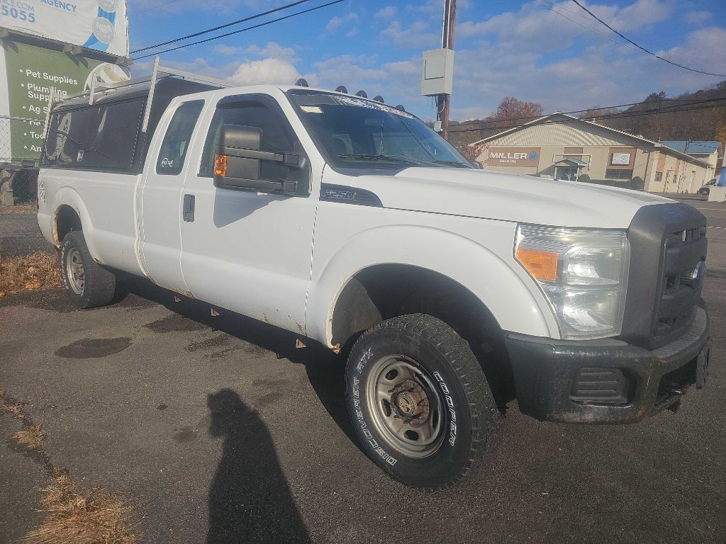 Photo 2 of this FORD F250