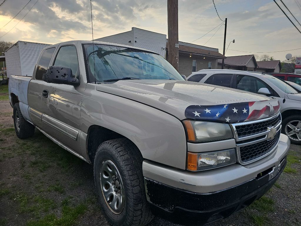 Photo 2 of this CHEVROLET SILVERADO 1500