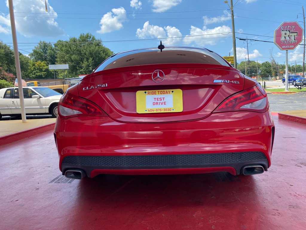 Photo 5 of this MERCEDES-BENZ CLA