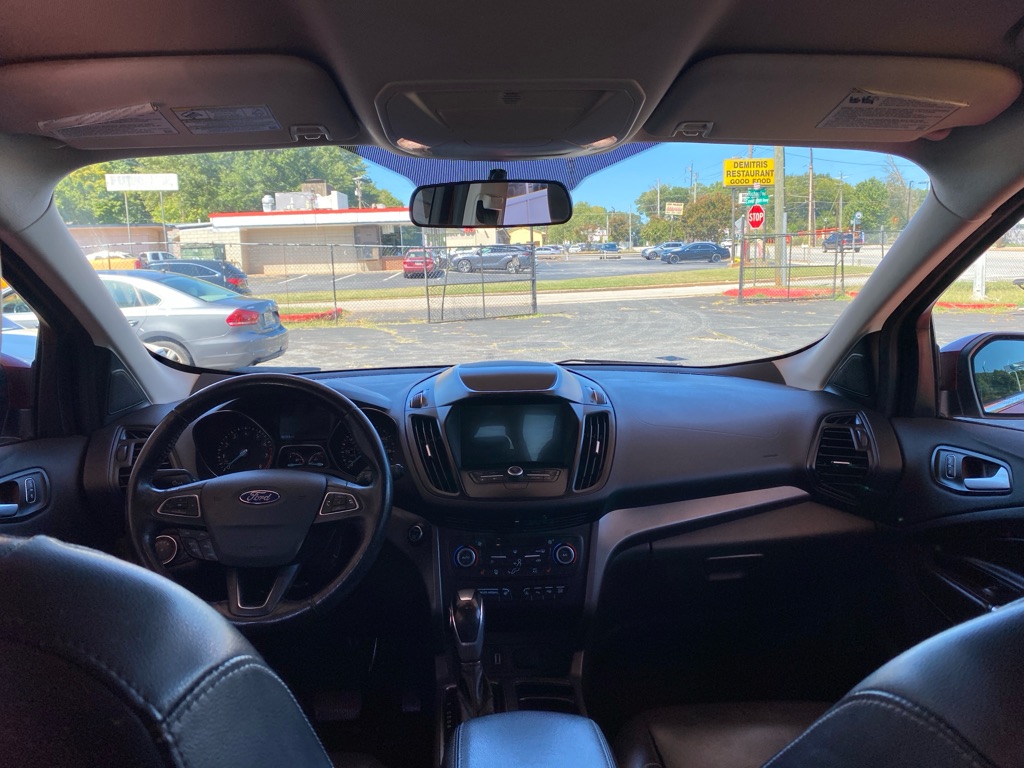 Photo 10 of this FORD ESCAPE
