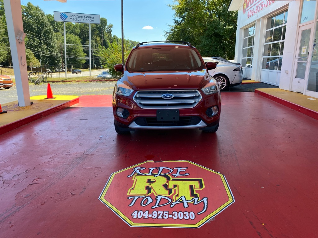 Photo 2 of this FORD ESCAPE