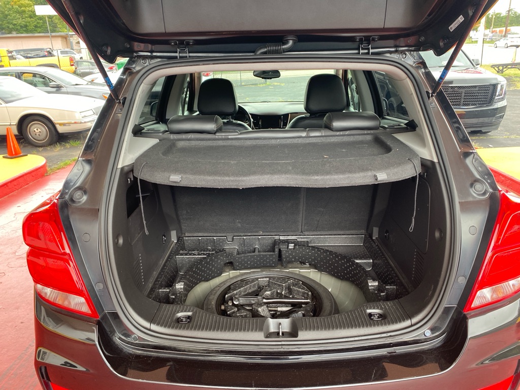 Photo 10 of this CHEVROLET TRAX