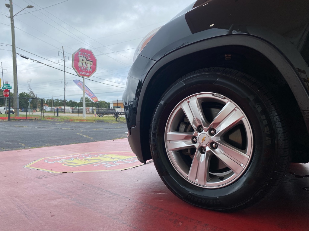 Photo 18 of this CHEVROLET TRAX