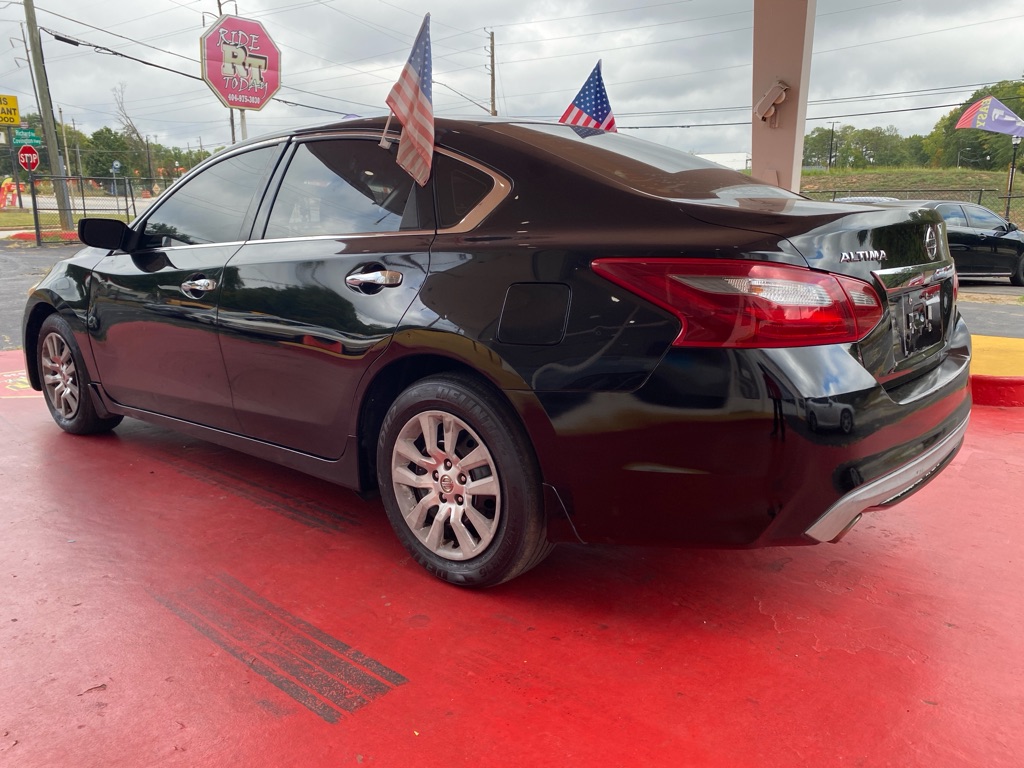 Photo 6 of this NISSAN ALTIMA