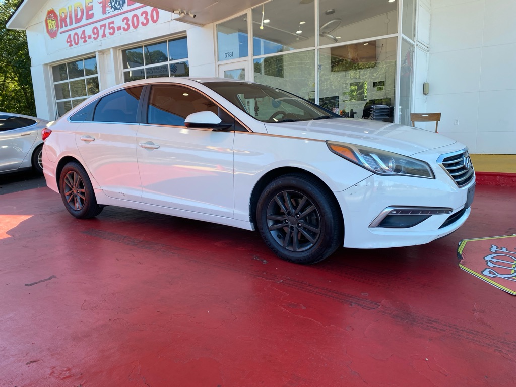 Photo 3 of this HYUNDAI SONATA