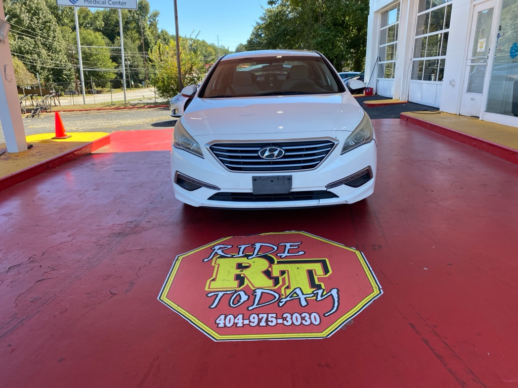 Photo 2 of this HYUNDAI SONATA