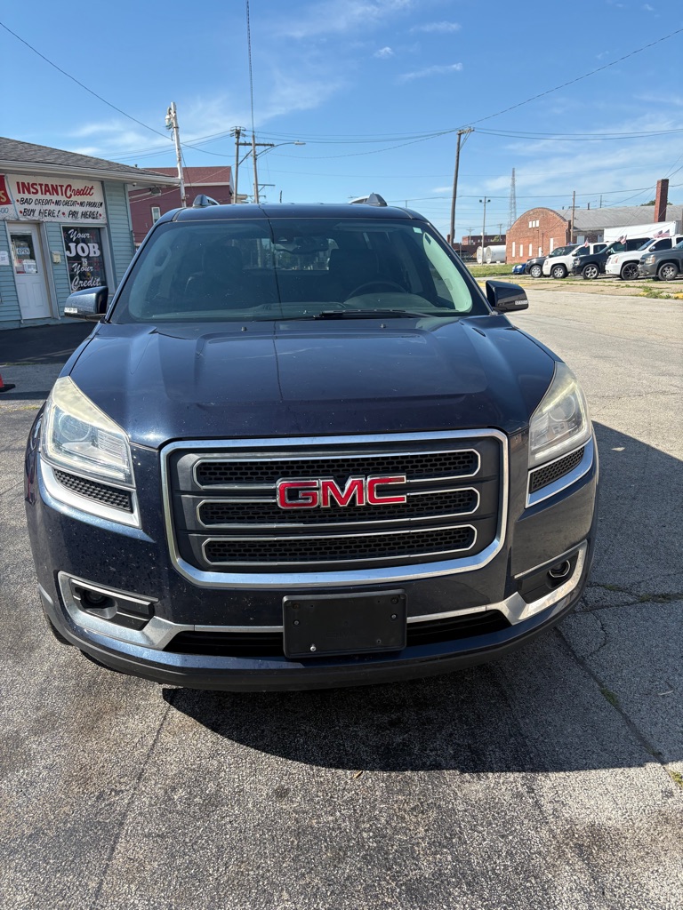 2015 GMC Acadia SLT2's photo