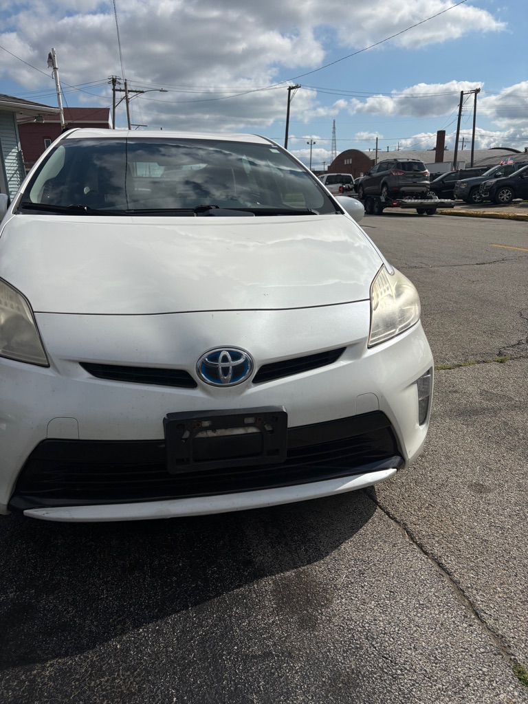 2012 Toyota Prius Three's photo