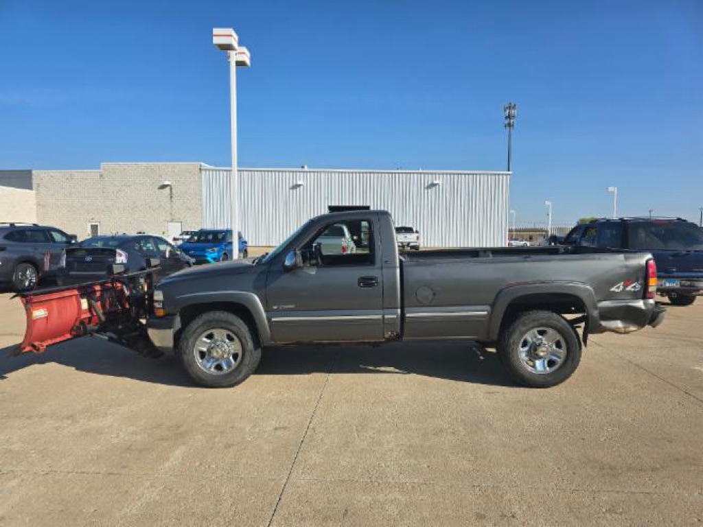 2000 Chevrolet Silverado BASE's photo