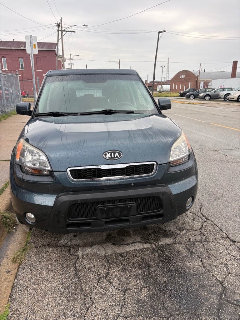 2011 Kia Soul Base's photo