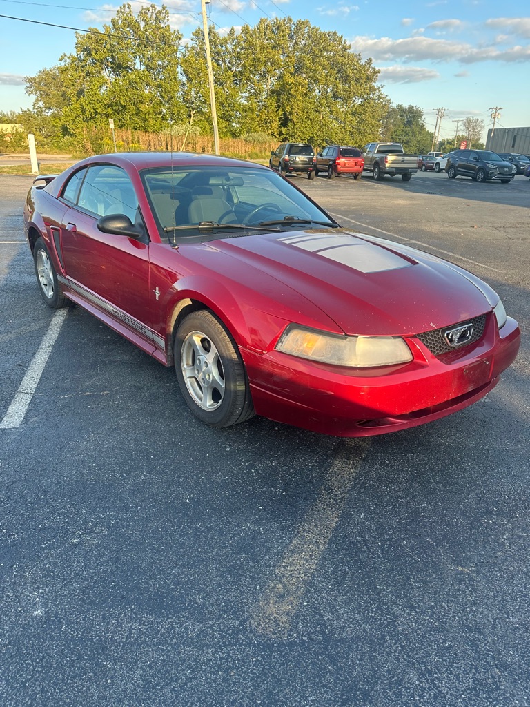 2003 Ford Mustang's photo