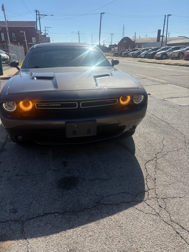 2015 Dodge Challenger R/T's photo