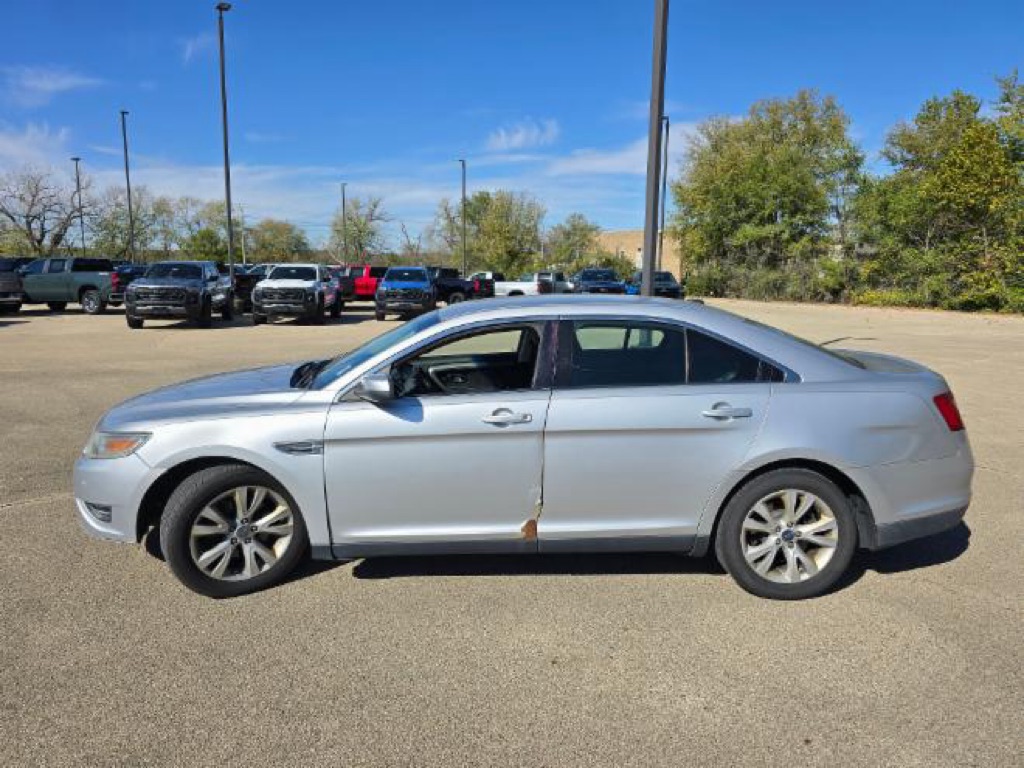 2012 Ford Taurus SEL's photo