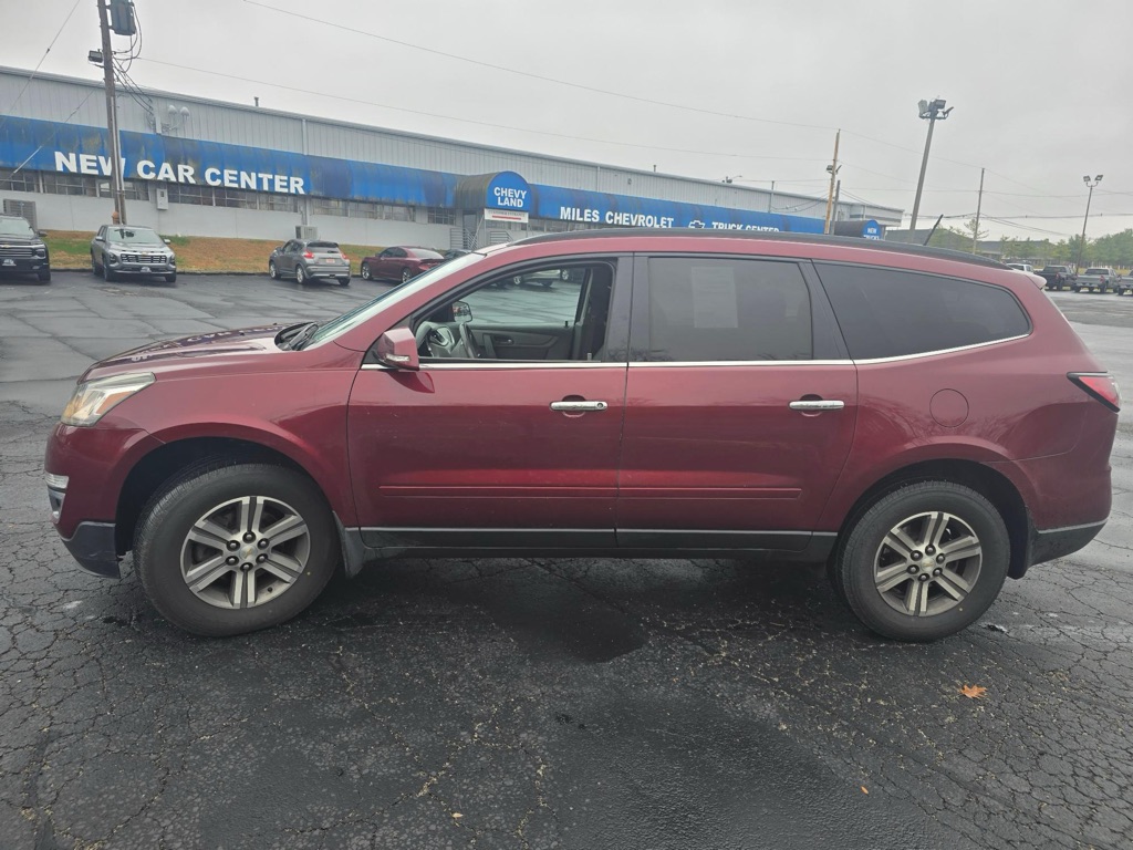 2017 Chevrolet Traverse 2LT's photo