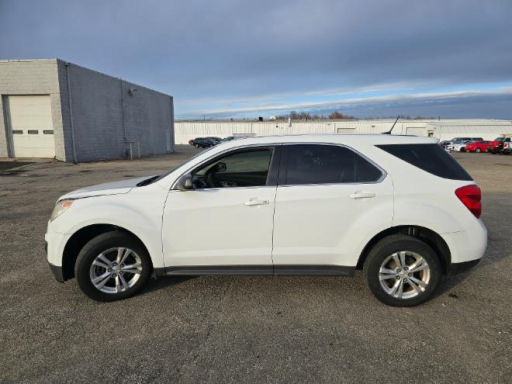 2013 Chevrolet Equinox LS's photo