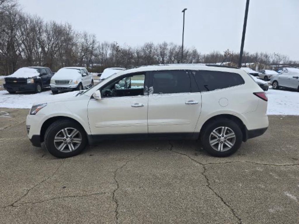 2015 Chevrolet Traverse 2LT's photo