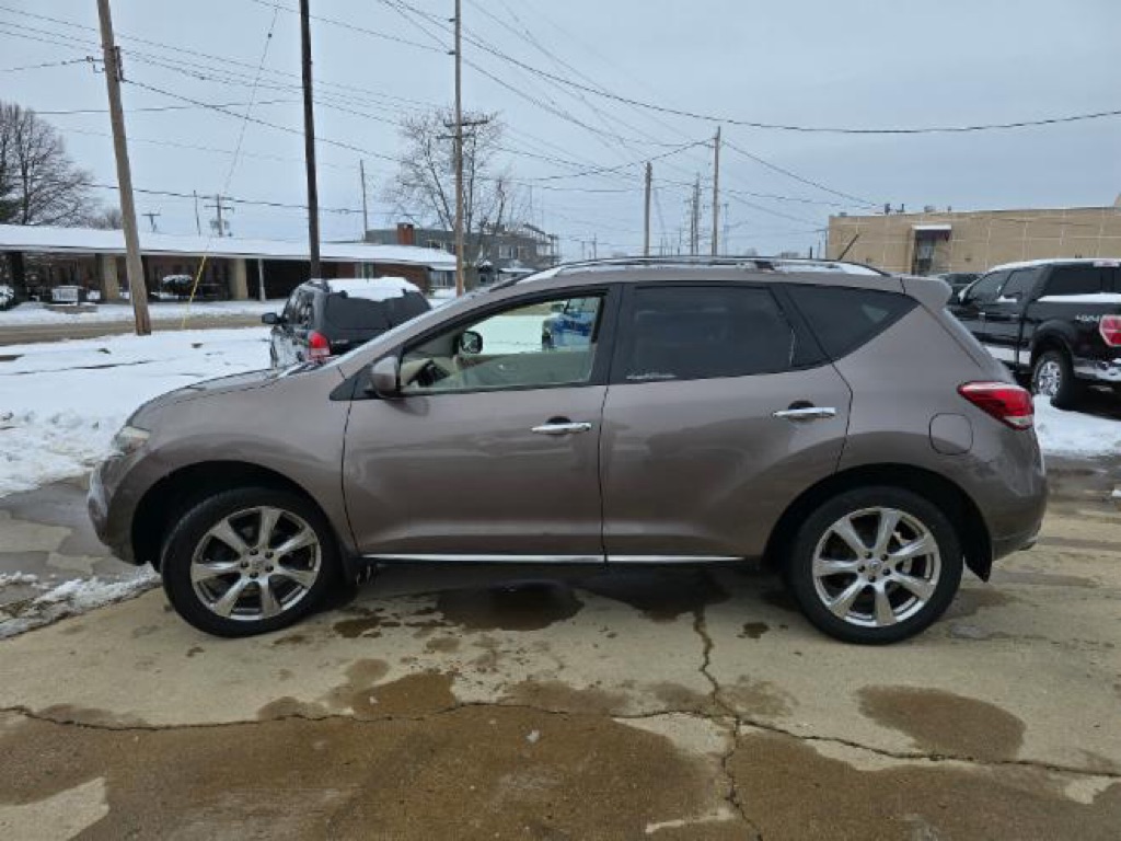 2012 Nissan Murano LE's photo