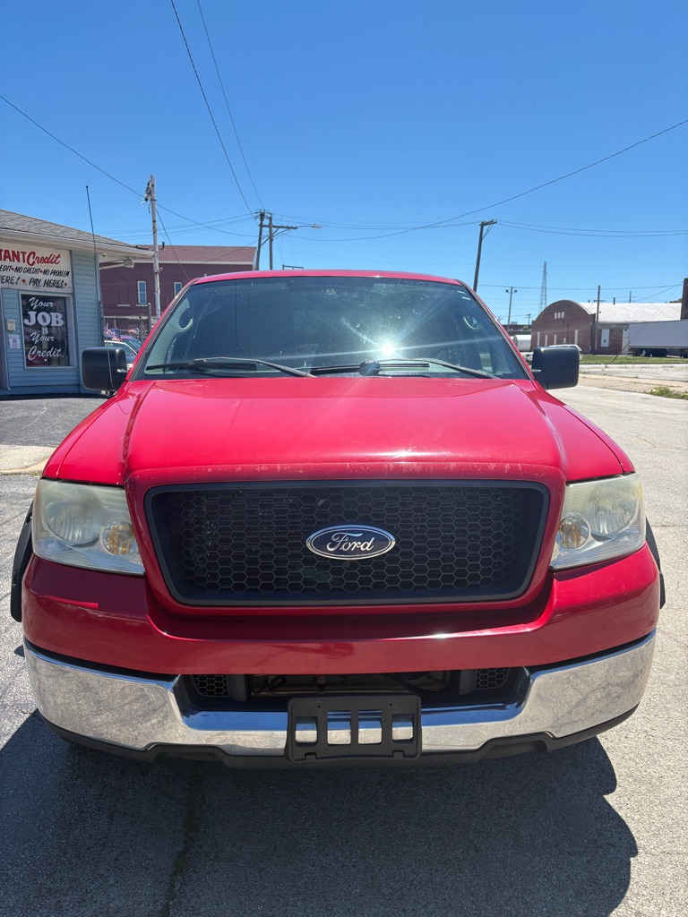 2005 Ford F-150 XLT Regular Cab 126-in Styleside's photo