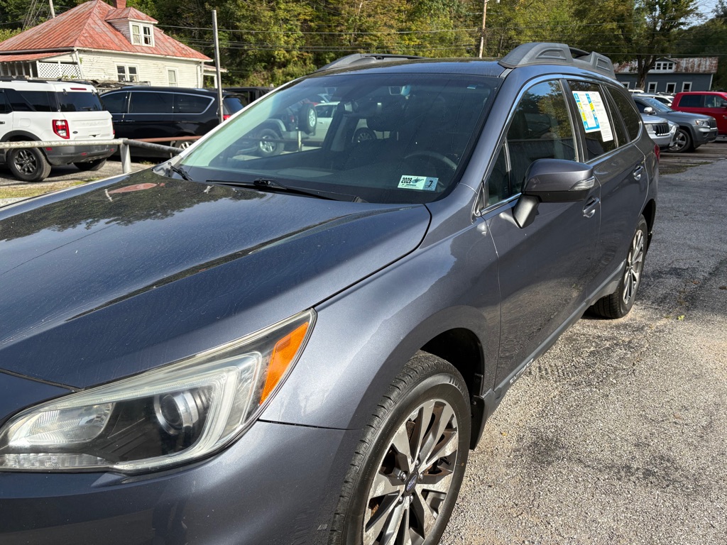 Photo 2 of this SUBARU OUTBACK