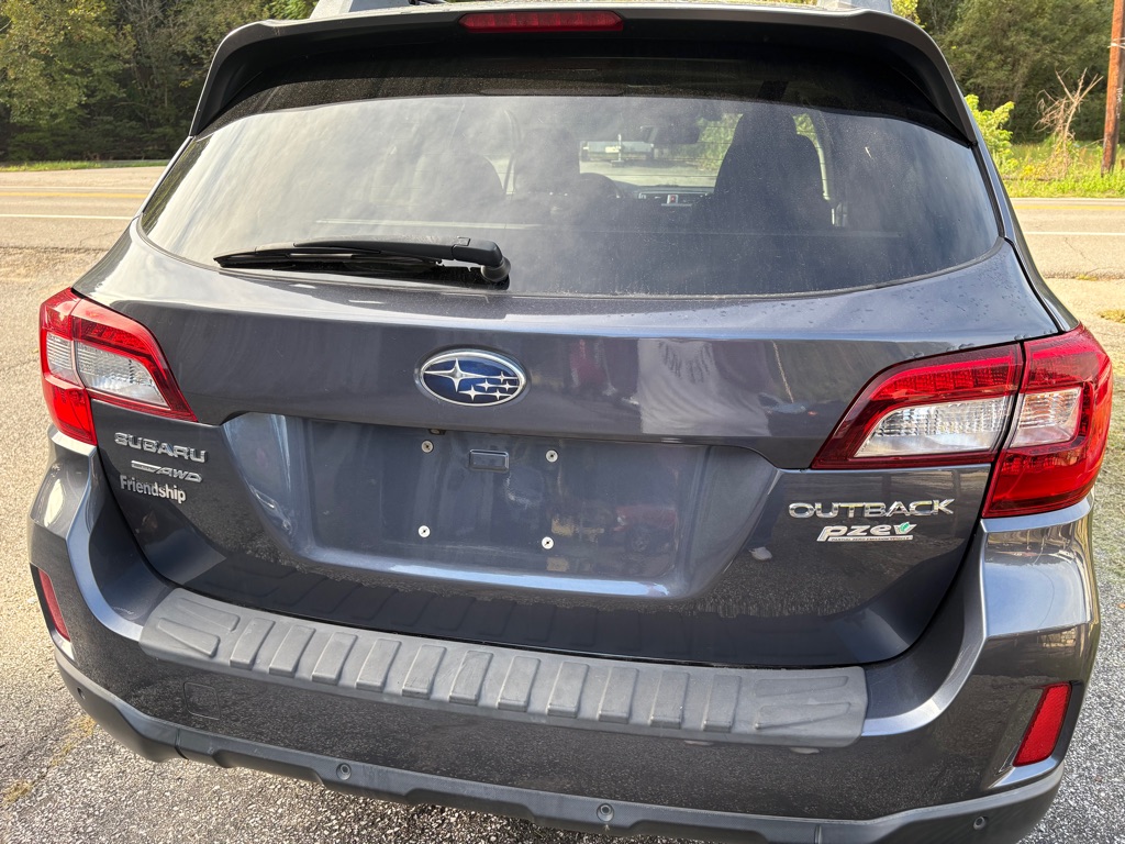 Photo 4 of this SUBARU OUTBACK