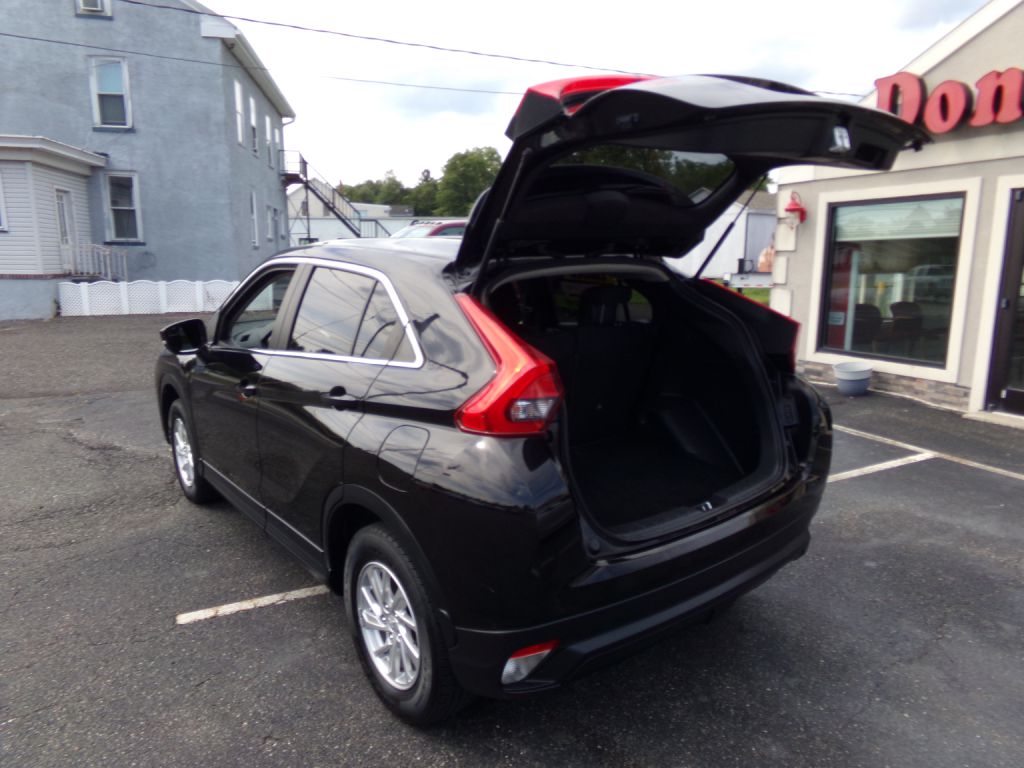 Photo 16 of this MITSUBISHI ECLIPSE CROSS