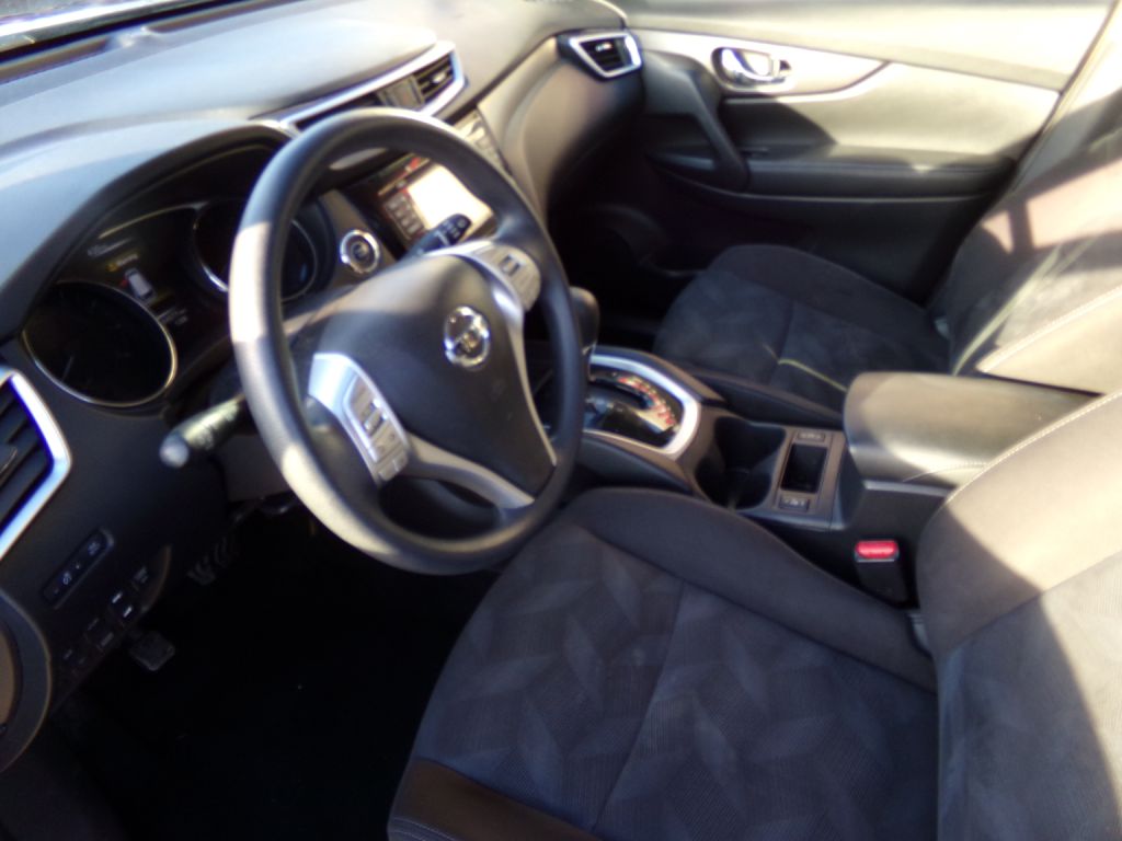 Photo 7 of this NISSAN ROGUE