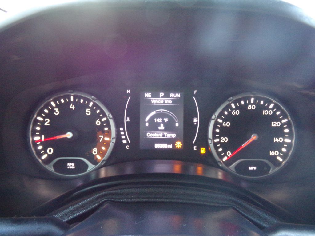 Photo 8 of this JEEP RENEGADE