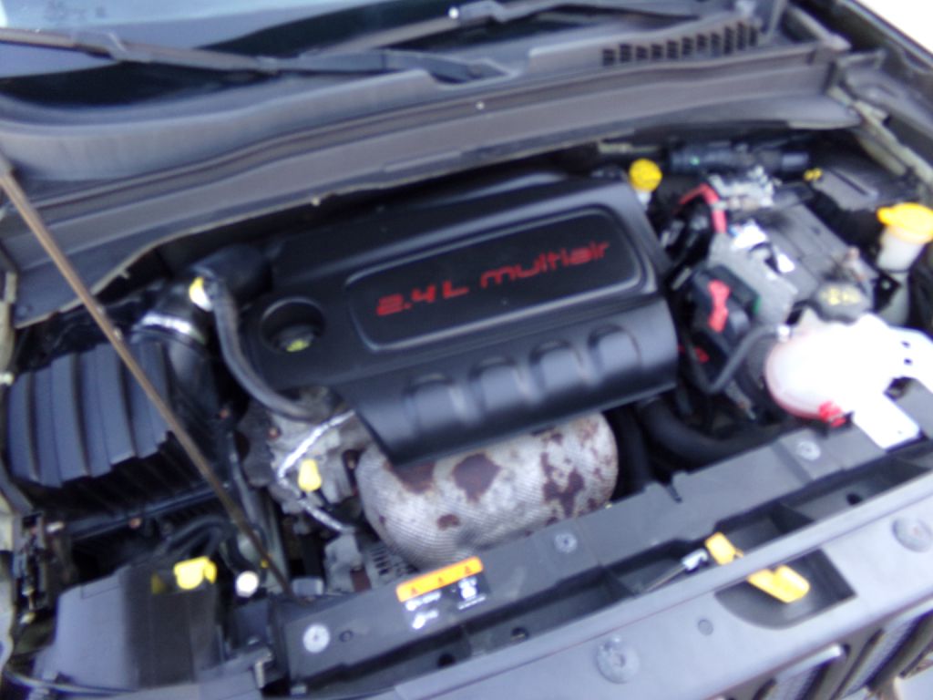 Photo 22 of this JEEP RENEGADE