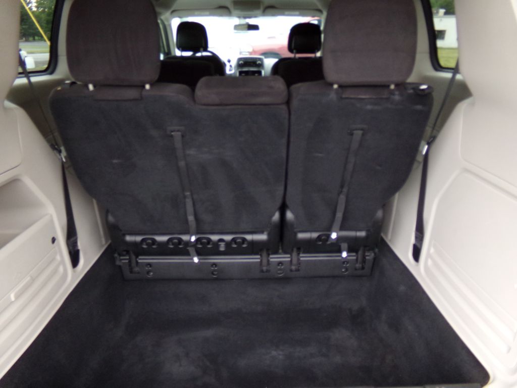 Photo 9 of this DODGE GRAND CARAVAN