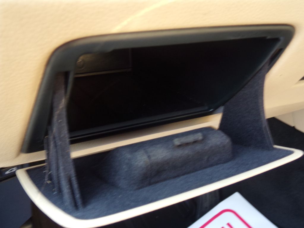 Photo 25 of this BMW 3 SERIES