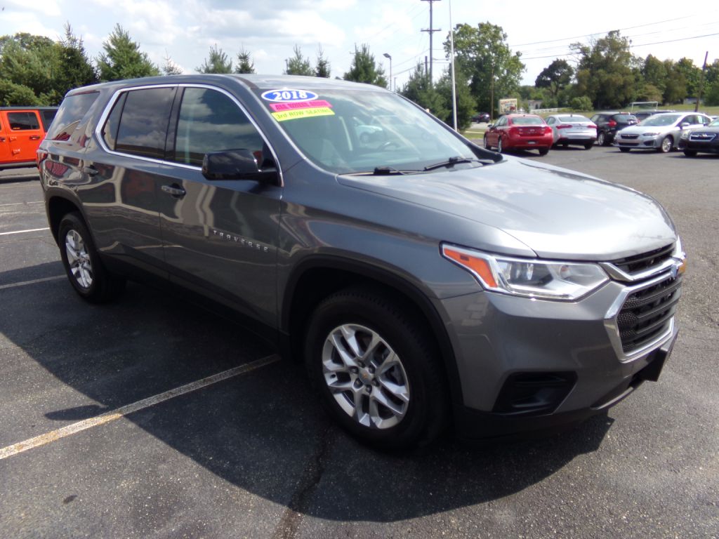 Photo 4 of this CHEVROLET TRAVERSE