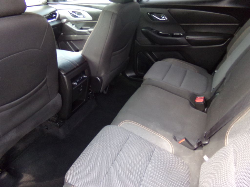 Photo 10 of this CHEVROLET TRAVERSE