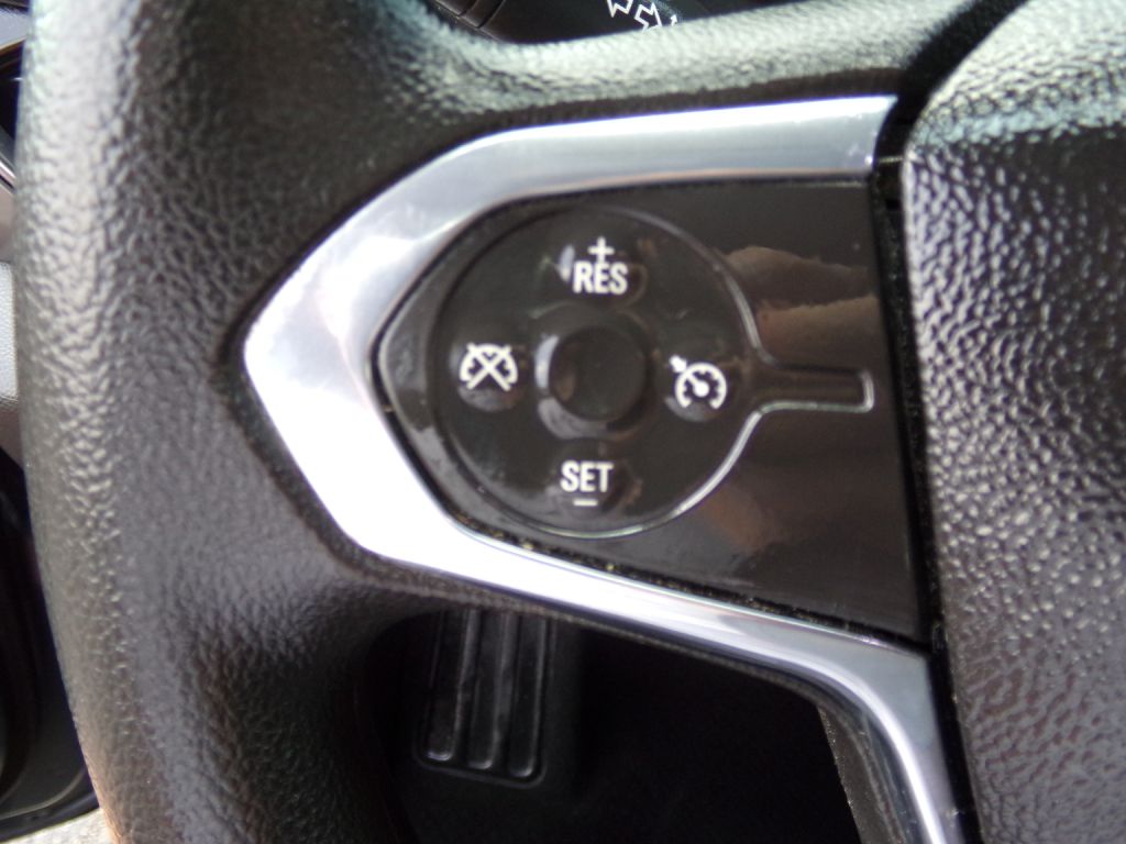 Photo 14 of this CHEVROLET TRAVERSE