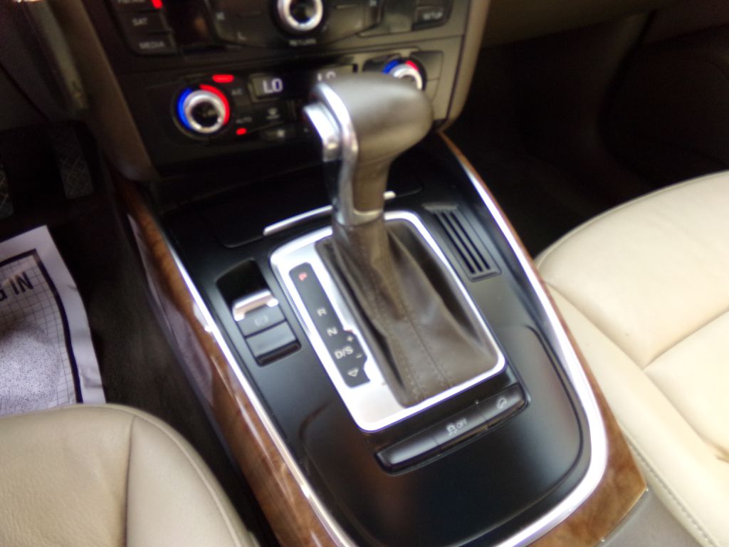 Photo 9 of this AUDI Q5
