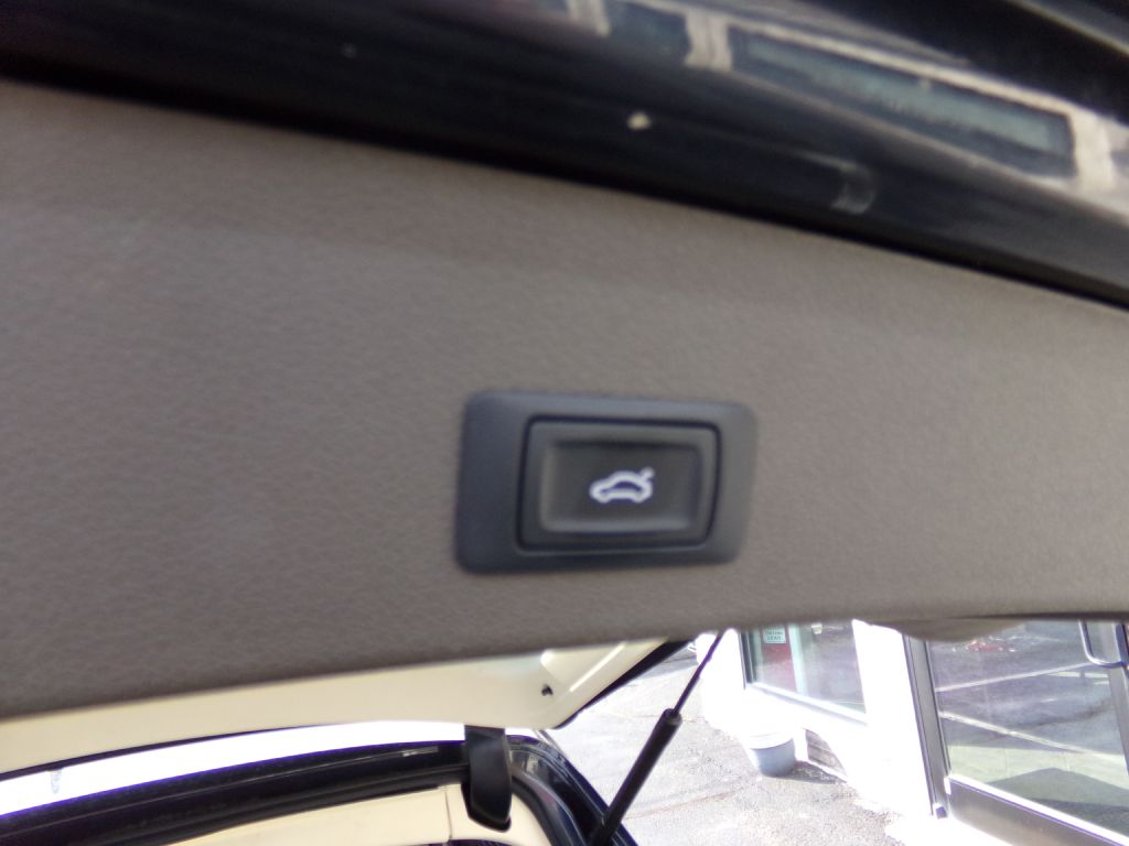 Photo 20 of this AUDI Q5