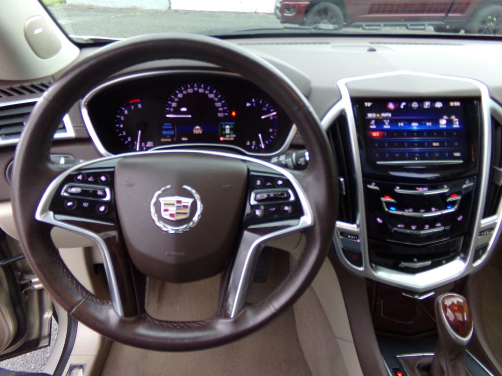 Photo 7 of this CADILLAC SRX
