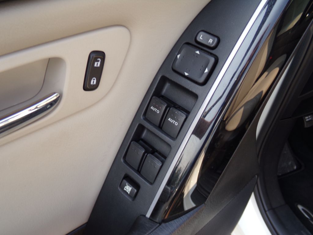 Photo 22 of this MAZDA CX-9
