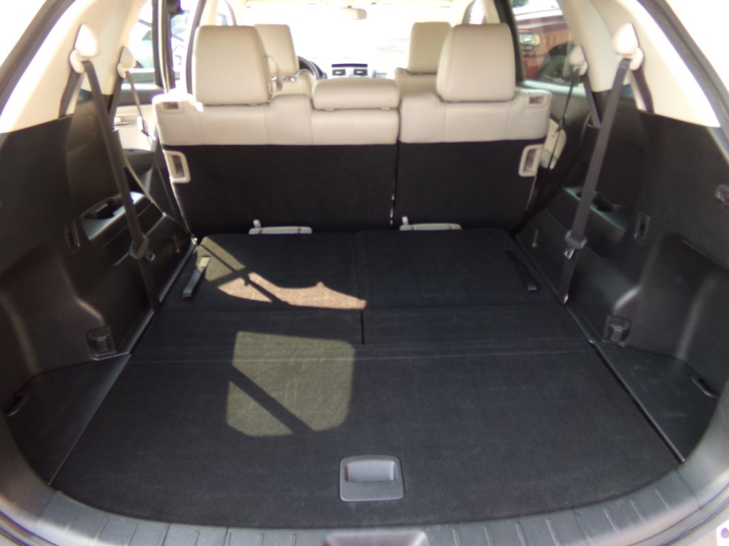 Photo 26 of this MAZDA CX-9