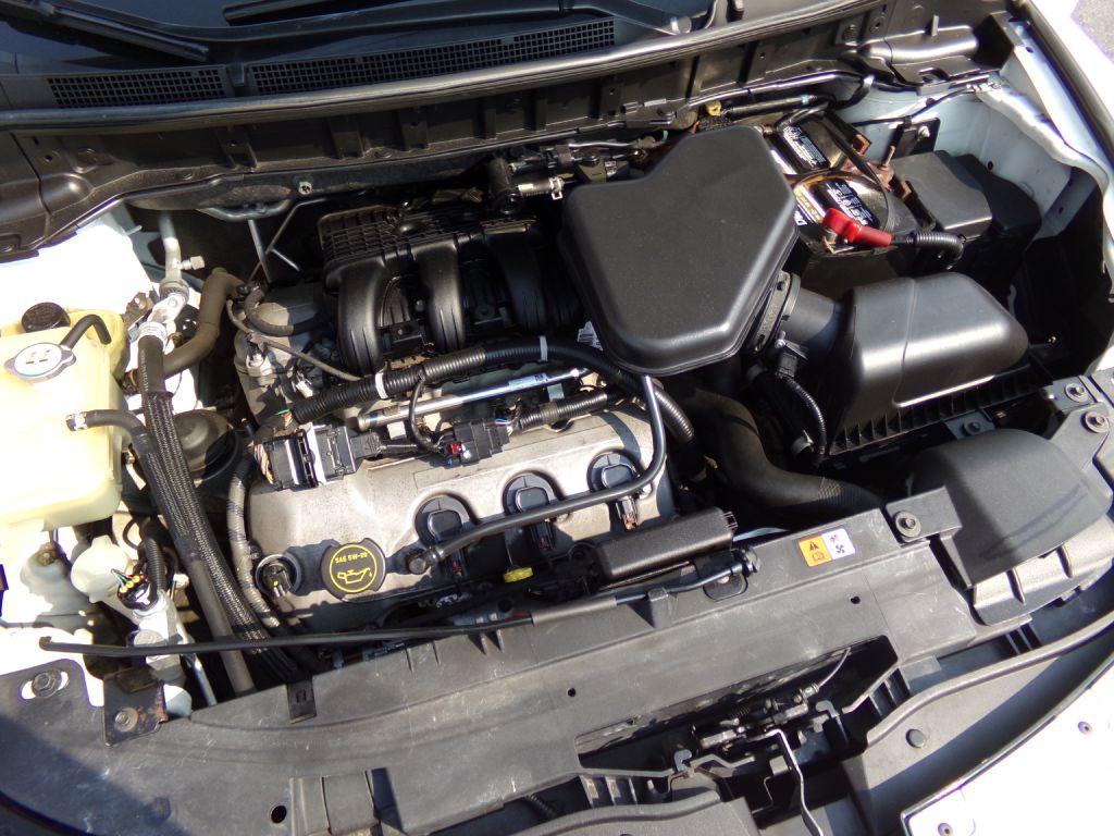 Photo 28 of this MAZDA CX-9
