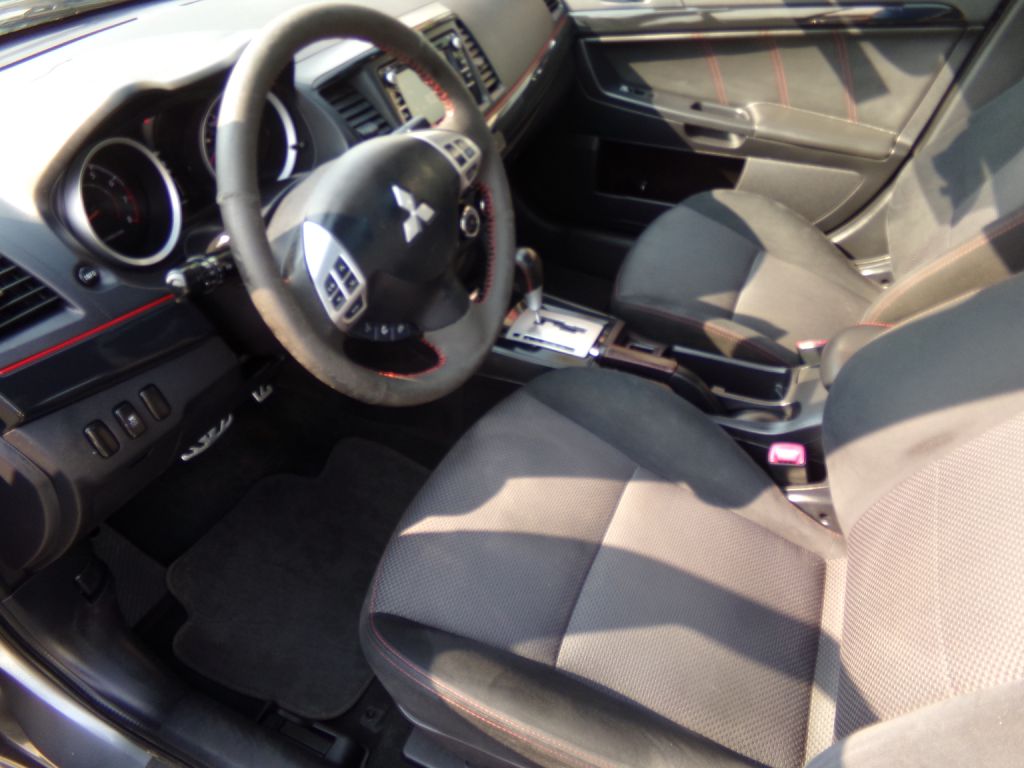Photo 7 of this MITSUBISHI LANCER