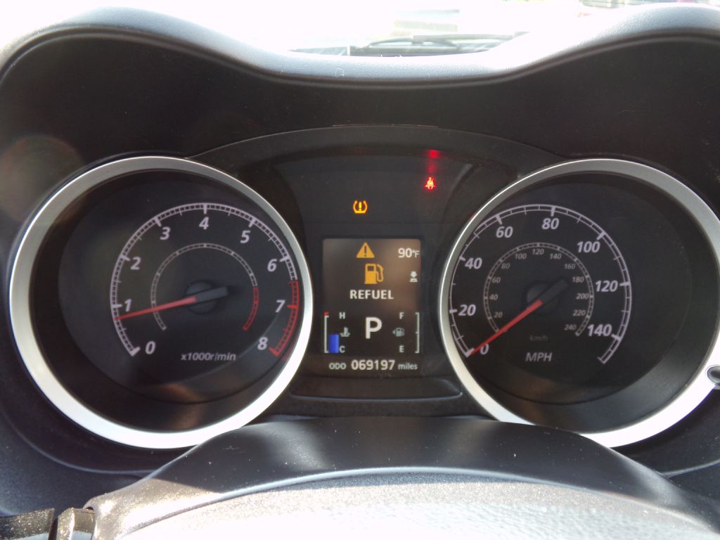 Photo 10 of this MITSUBISHI LANCER