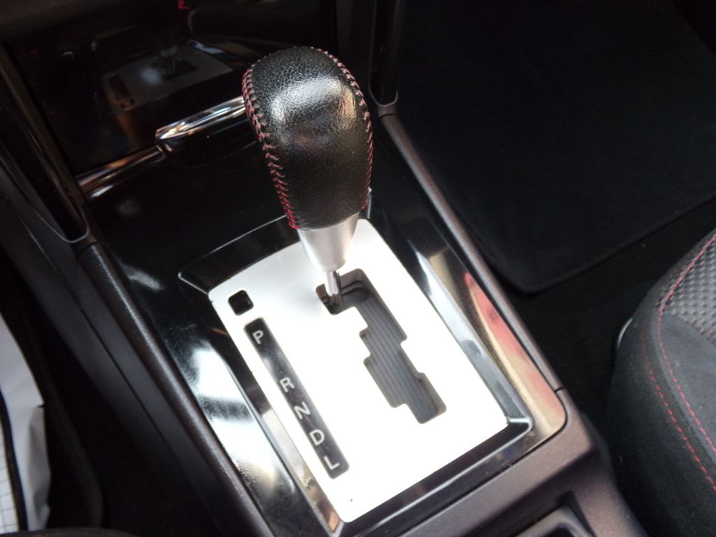 Photo 13 of this MITSUBISHI LANCER