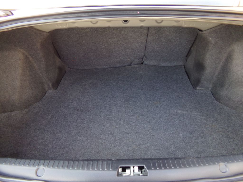 Photo 19 of this MITSUBISHI LANCER