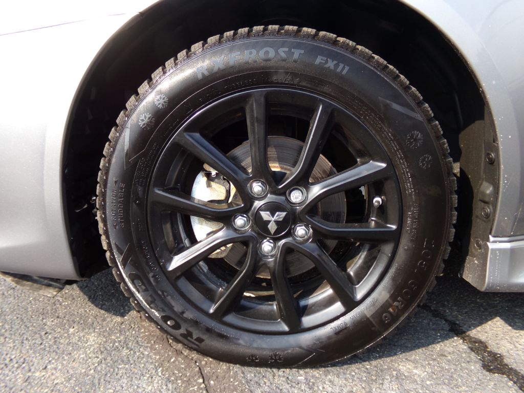 Photo 22 of this MITSUBISHI LANCER