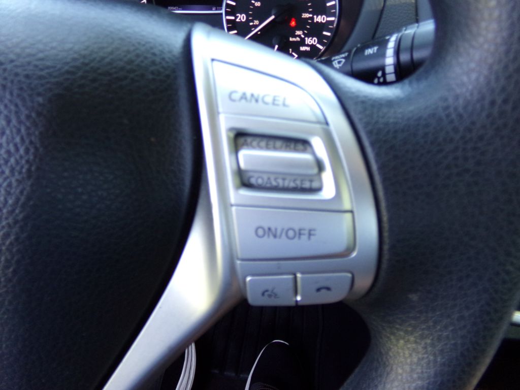 Photo 12 of this NISSAN ALTIMA