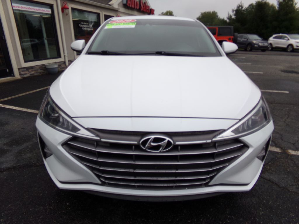 Photo 16 of this HYUNDAI ELANTRA