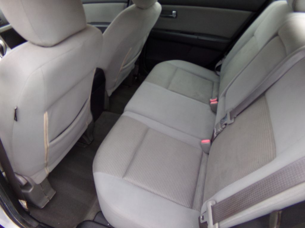 Photo 8 of this NISSAN SENTRA