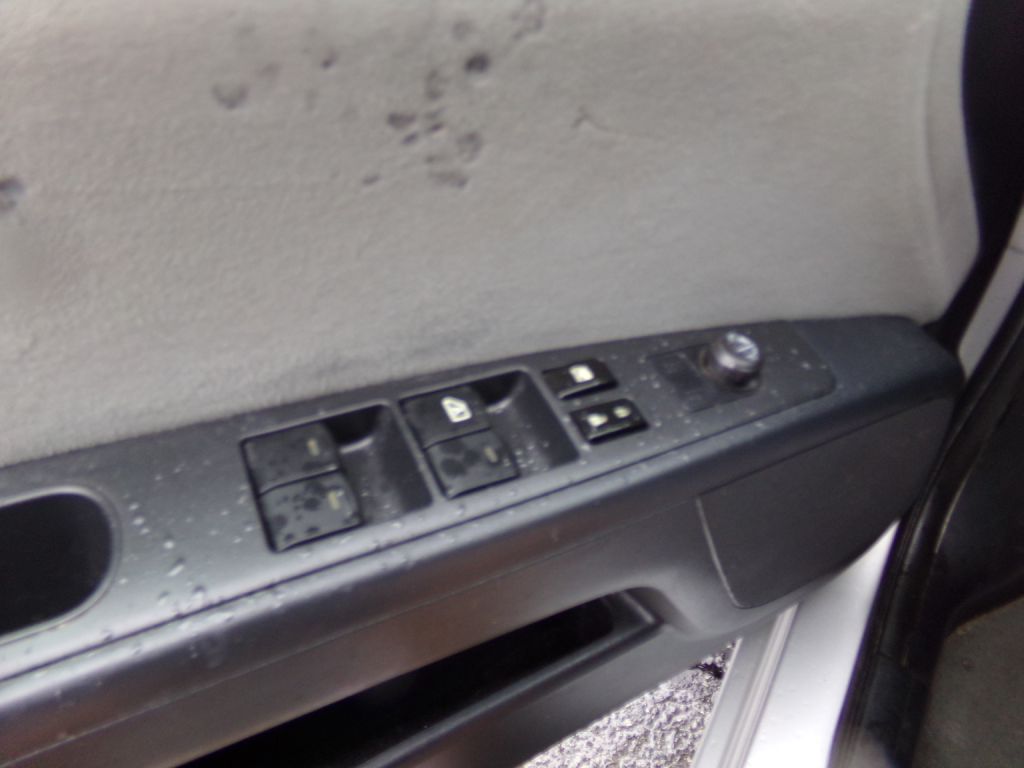 Photo 10 of this NISSAN SENTRA
