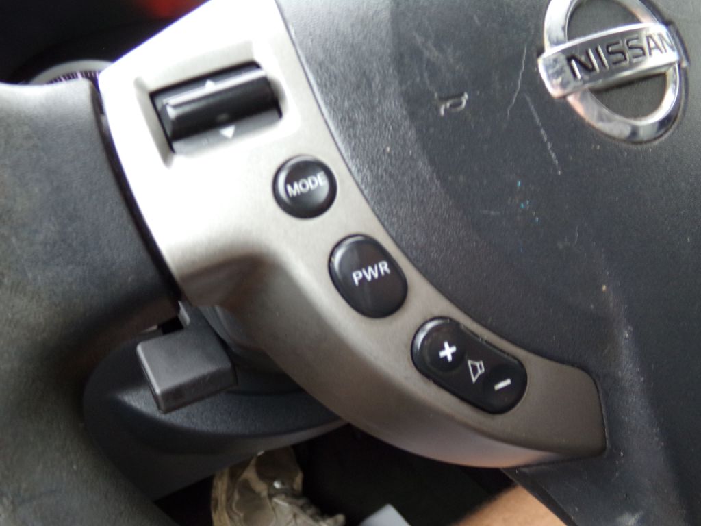 Photo 15 of this NISSAN SENTRA