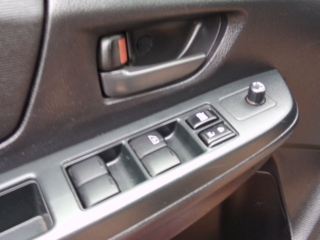 Photo 16 of this SUBARU IMPREZA